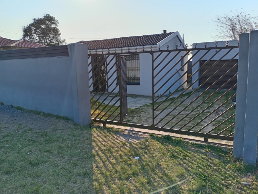7 Bedroom Property for Sale in Mdantsane Eastern Cape
